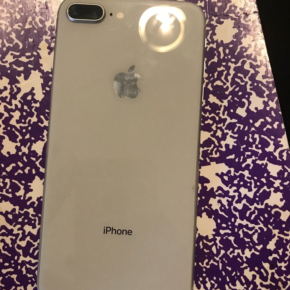 Iphone 8+